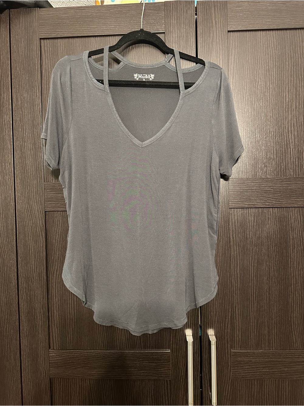 Mudd Gray V-Neck Short Sleeve Top with Double-Strap Detail